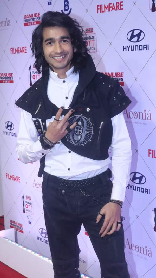 Shantanu Maheshwari Pictures