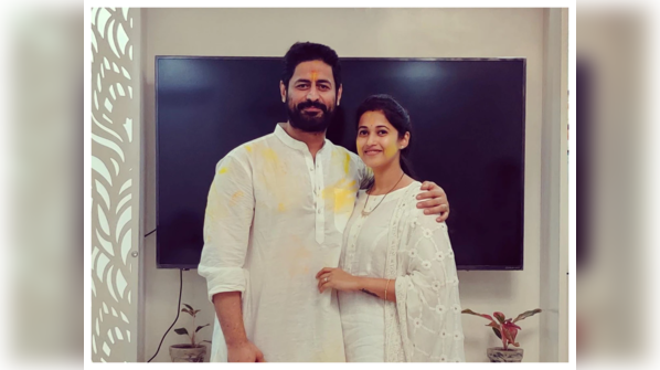 Mohit Raina dismisses speculation of trouble in marriage