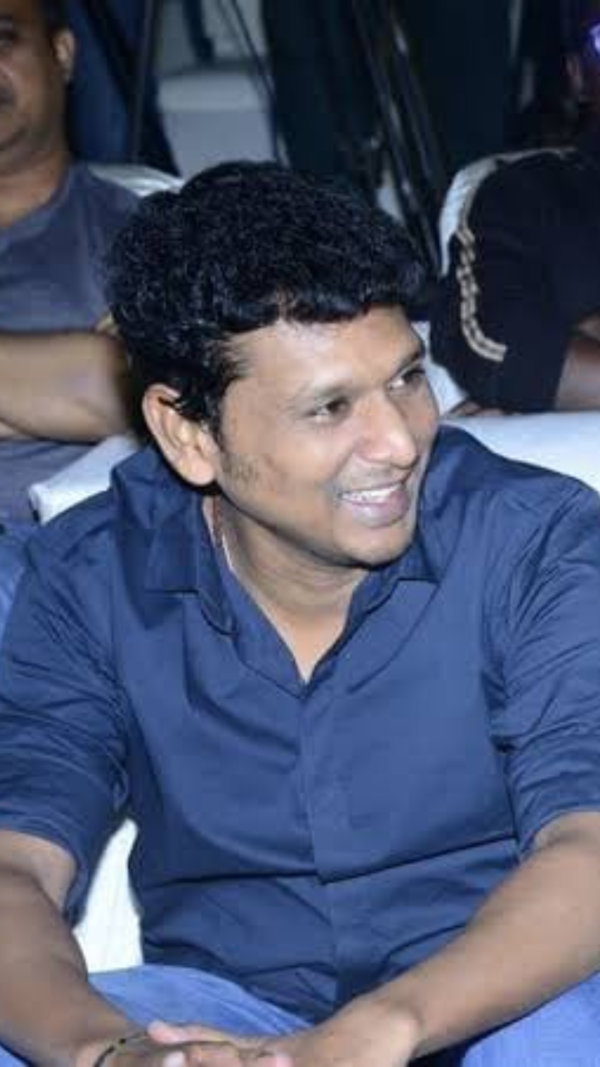 Lokesh Kanagaraj Wallpapers
