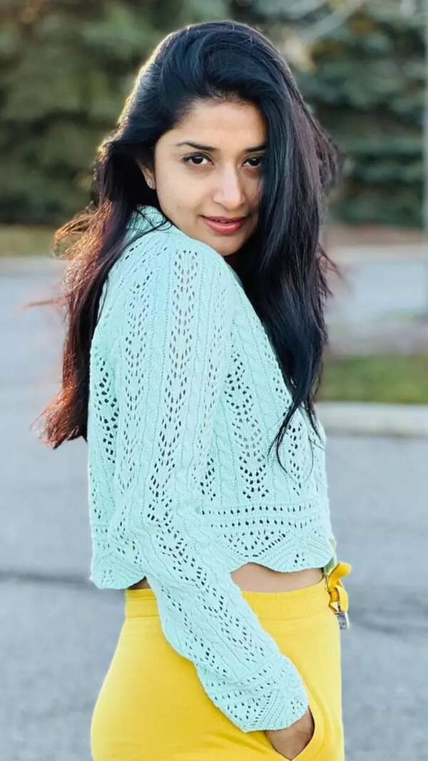 Meera Jasmine Wallpapers