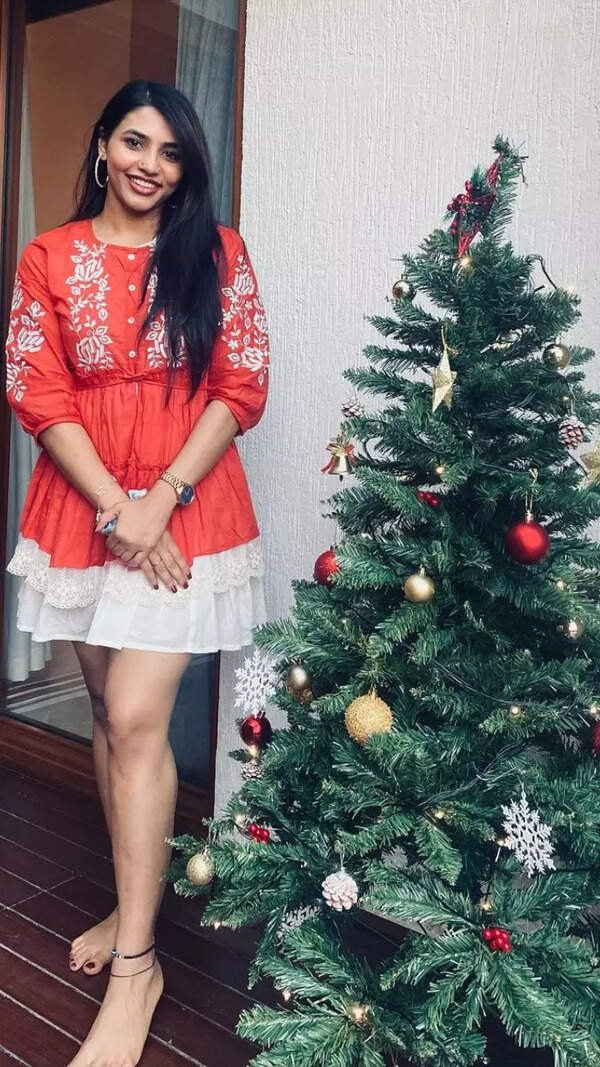 Sapthami Gowda Photos