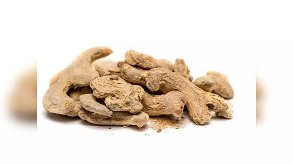 Shunthi (Zingiber officinalis)