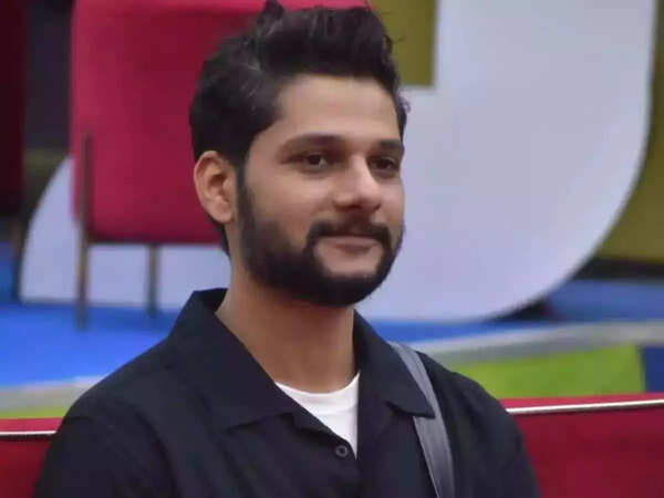 Rakesh Adiga Photos