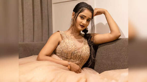 Exclusive: "I used to travel 6-7 hours everyday, hardly sleep for an hour but enjoyed my struggling phase", says Sundara Mana Madhye Bharli fame Aditi Dravid
