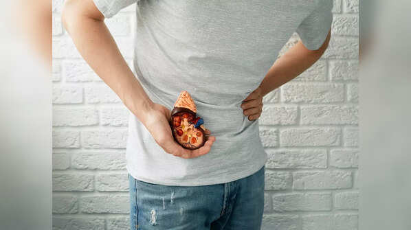 Other causes of pain in the right abdomen