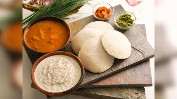 Dal idli with coconut chutney