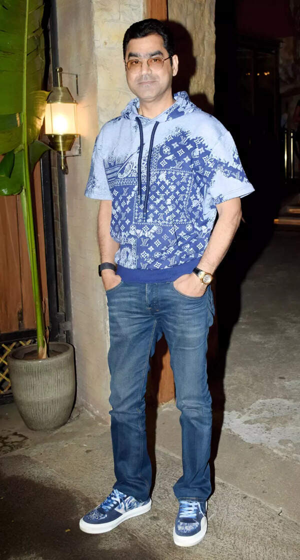 Murad Khetani Photos