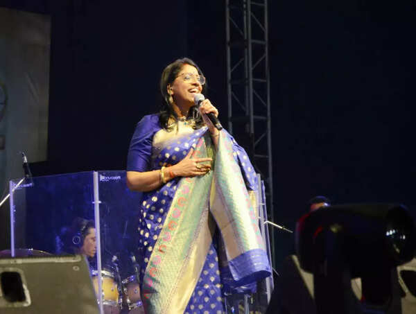 Kavita Krishnamurthy Pictures