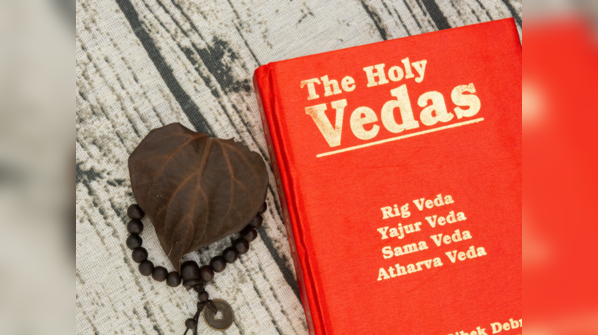 There are 4 Vedas