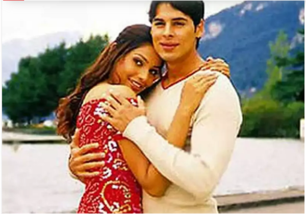 Dino Morea Stills