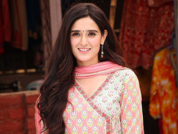 Pankhuri Awasthy Photos