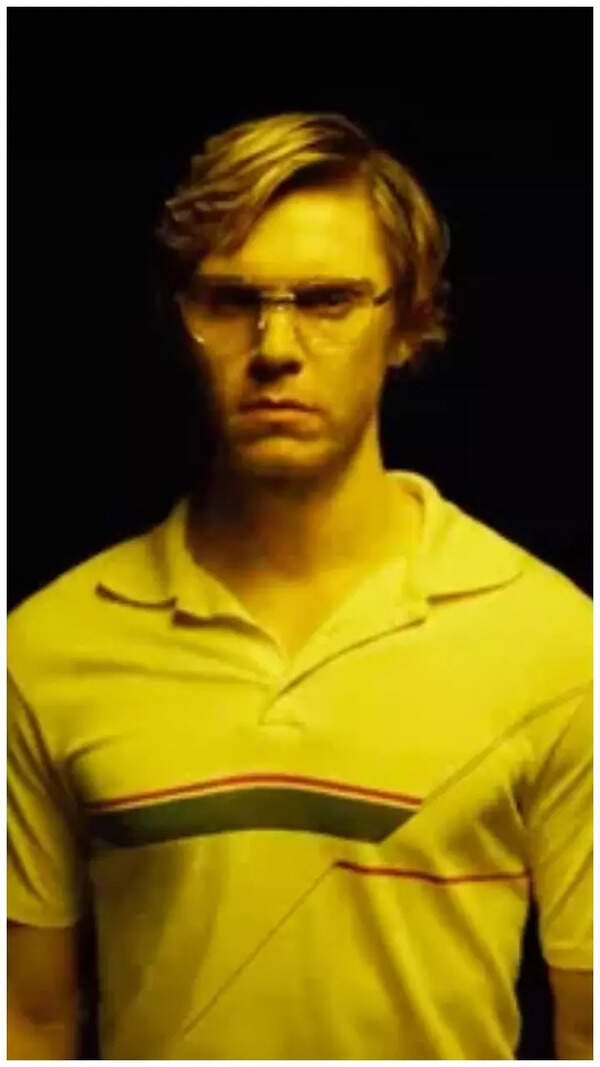 Evan Peters Photos