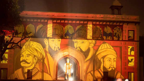 Illuminated ramparts of Red Fort played the perfect backdrop