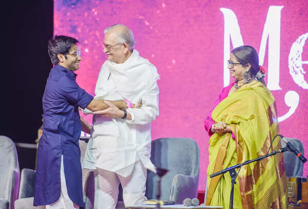 Aasmaan Bhardwaj Stills