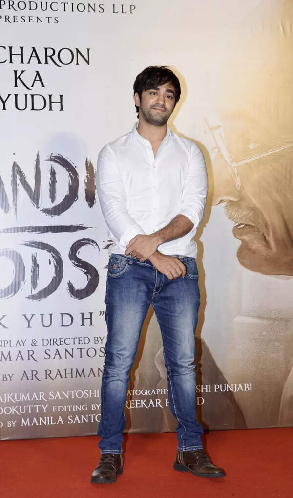Anuj Saini Photos
