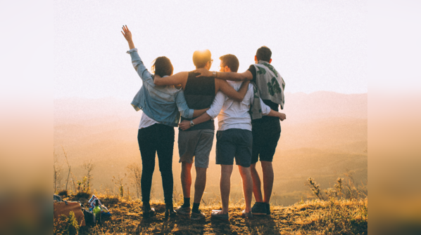 These zodiac signs love making friends