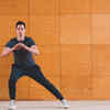 Curtsy lunge to side leg lift