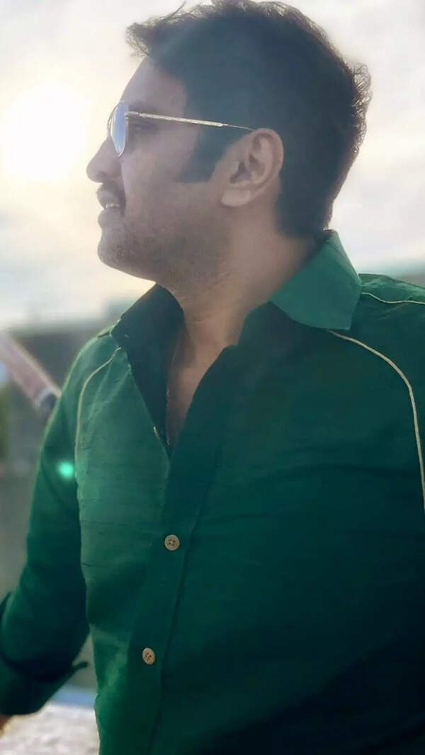 Santhanam Photos