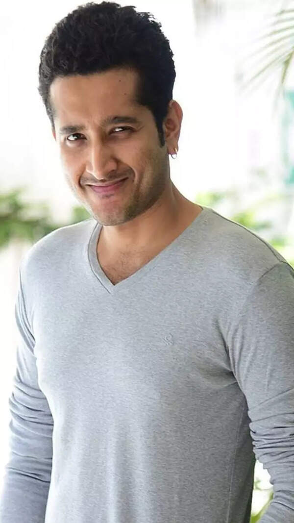 Parambrata Chatterjee Stills