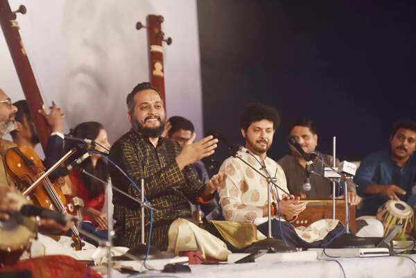 Mahesh Kale Photos