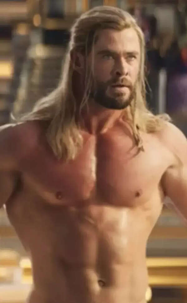 Chris Hemsworth Stills