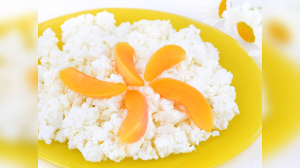  Cottage cheese with apricots