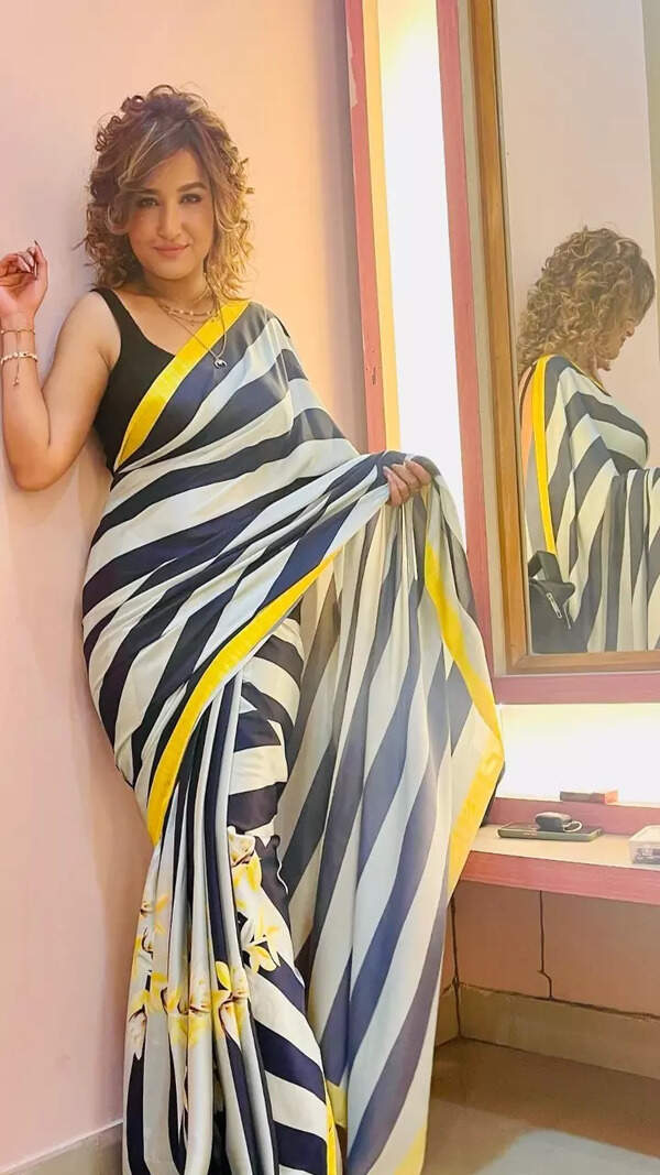 Ananya Biswas Photos