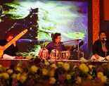 Delhiites enjoy a musical event with Bickram Ghosh