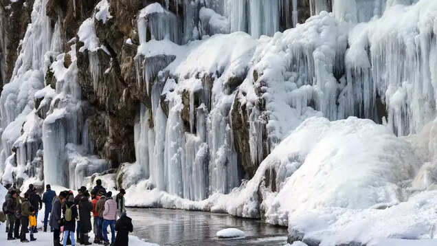 In photos: From Uttarakhand to Kashmir and Himachal, it's snowing all over in India!