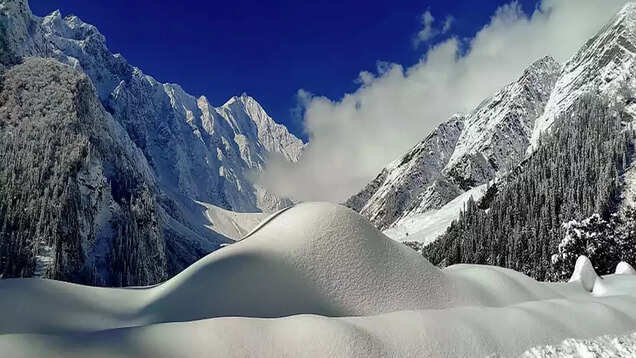 In photos: From Uttarakhand to Kashmir and Himachal, it's snowing all over in India!