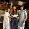 Article image for: Vasishta Simha and Hariprriya personally handout wedding invites; <i class="tbold">kichcha sudeep</i>, Rishab Shetty, Jaggesh, Uppi among invitees