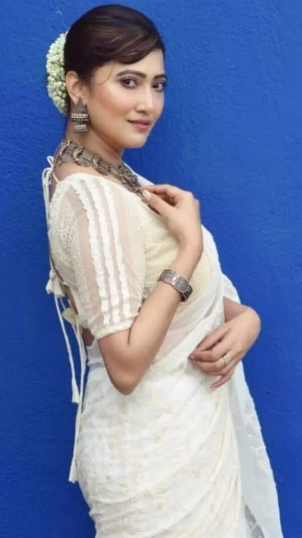 Sampurna Lahiri Stills
