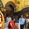 Article image for: Akshay Kumar turns spiritual, seeks blessings of Sai Baba at Shirdi Mandir
