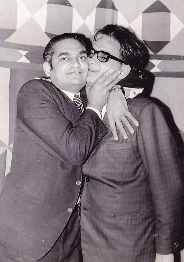 Kamal Amrohi Pictures