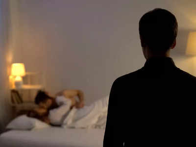By Cheating Sleeping Sexyvideo - Top 3 reasons why women cheat in relationships | The Times of India