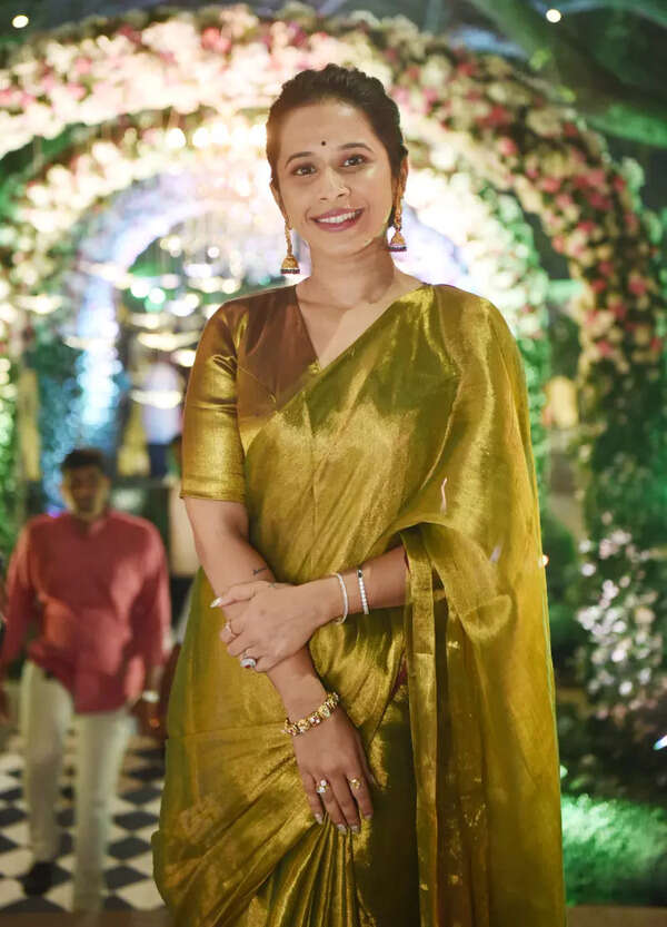 Shreya Bugade Photos