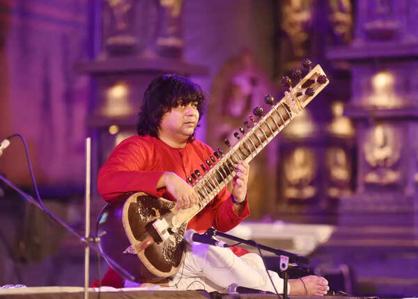 Niladri Kumar Pictures