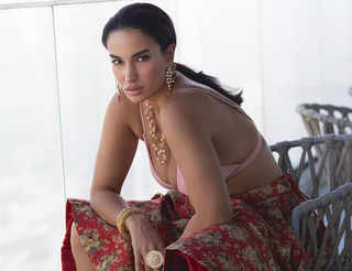 Hot Photos, Celebrities Photos, Photos of Bollywood Stars, Indian Models  Photos, Asian Models Photos