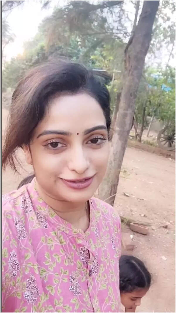 Udaya Bhanu Wallpapers