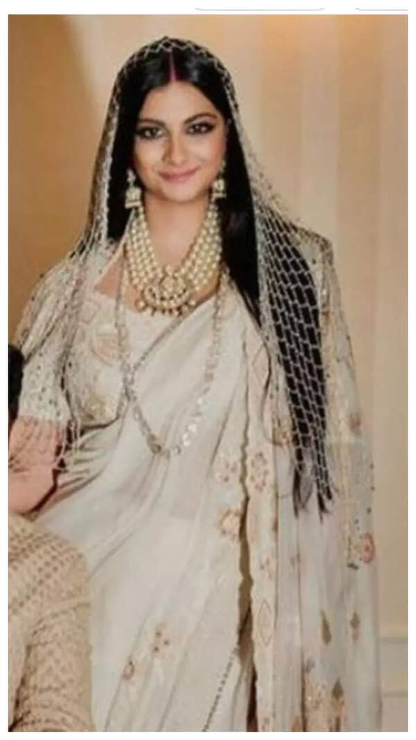 Rhea Kapoor Images