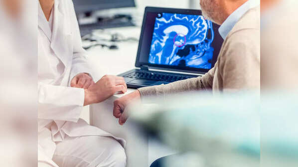 Primary vs secondary brain tumours