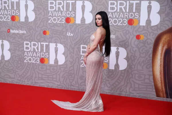 Charli XCX Photos