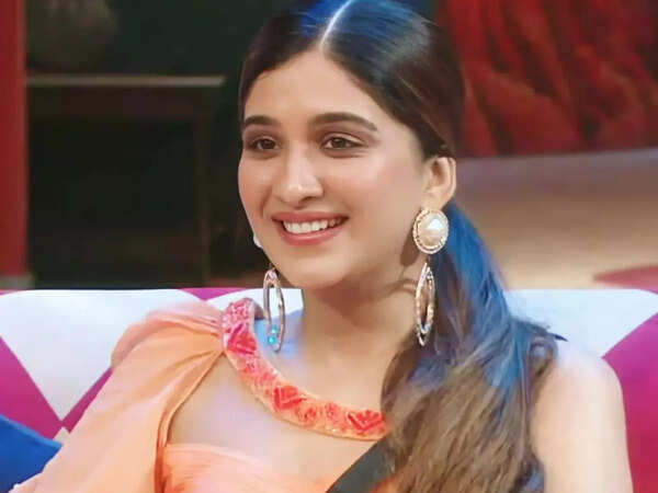 Nimrit Kaur Ahluwalia Wallpapers