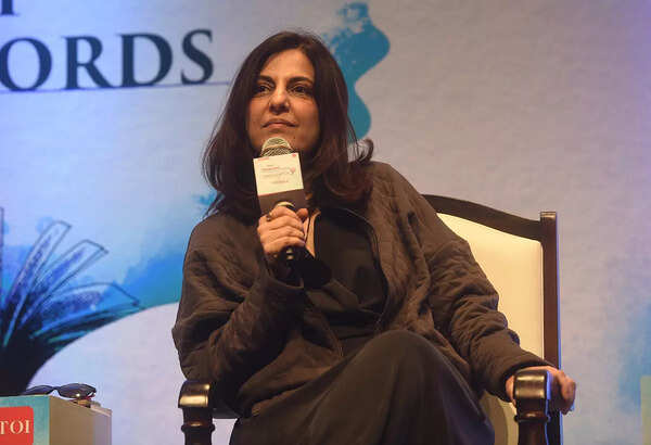 Juhi Chaturvedi Pictures