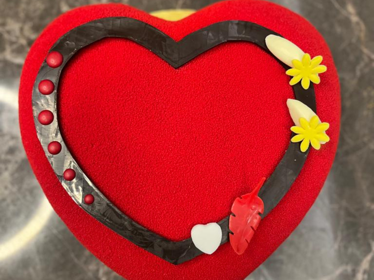Eggless Red Velvet Heart Cake Recipe