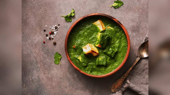 Reduce the bitterness of Palak