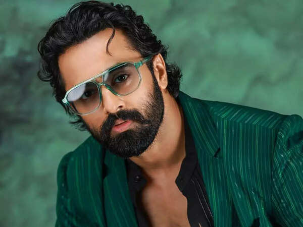 Unni Mukundan Photos