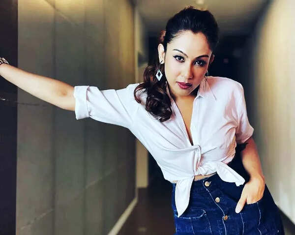 Chandreyee Ghosh Photos