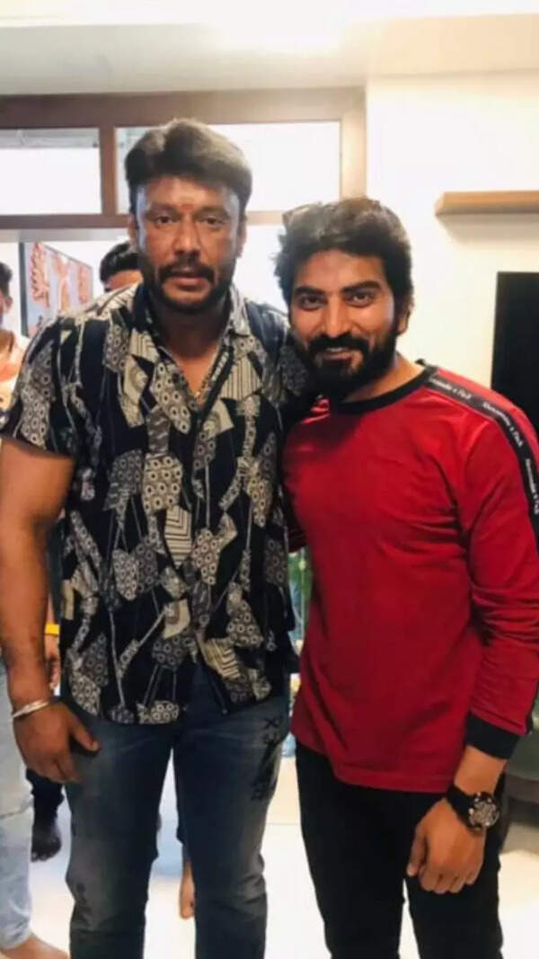 Arjun Yogi Wallpapers