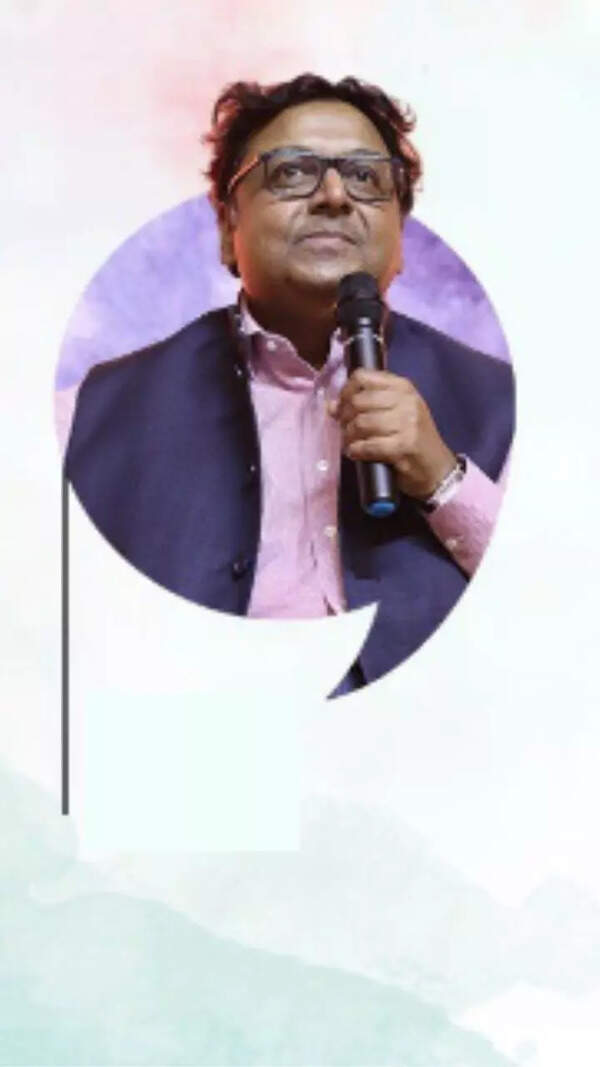 Ashwin Sanghi Images